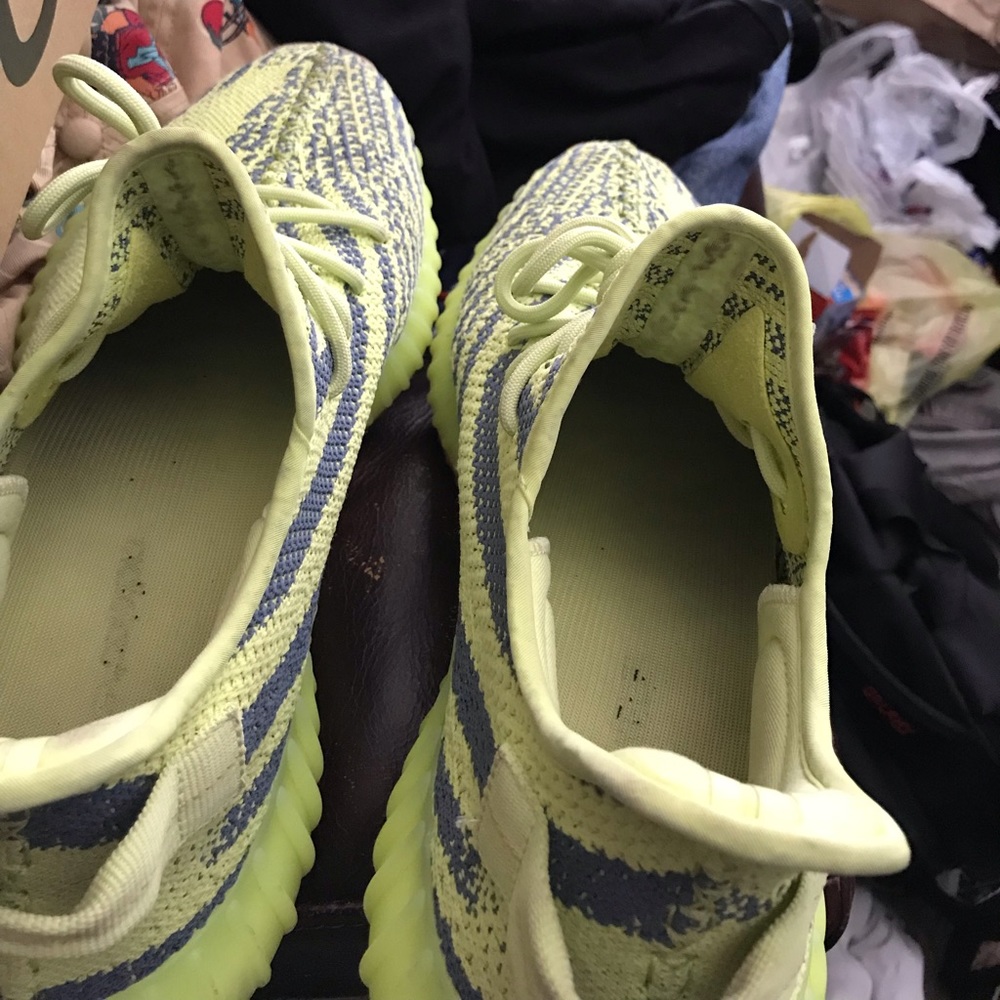 Yeezy boost 350 v2 Semi frozen yellow(Goat) - Picture 4 of 8